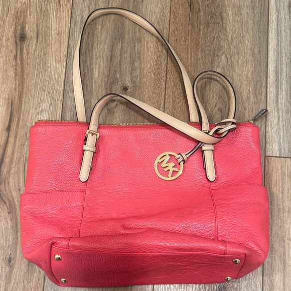 Michael Kors Coral Leather Tote with Tan Straps - Picture 1 of 3